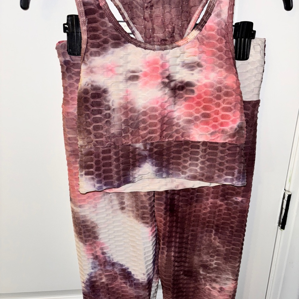 Tie-Dye Textured Activewear Set